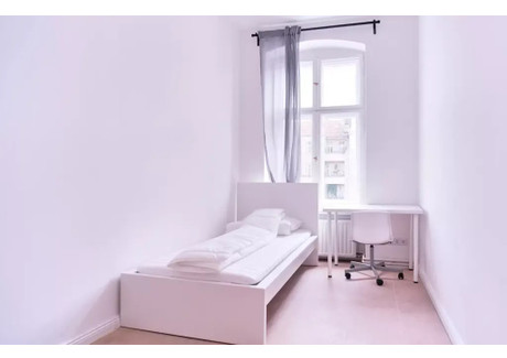 Mieszkanie do wynajęcia - Greifswalder Straße Berlin, Niemcy, 109 m², 794 USD (3296 PLN), NET-100500810