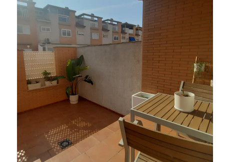 Dom do wynajęcia - Carrer l'Illa de Hierro Valencia, Hiszpania, 233 m², 2941 USD (11 970 PLN), NET-100502973