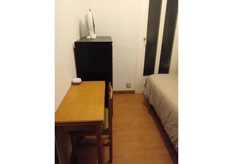 Mieszkanie do wynajęcia - Carrer d'Aragó Barcelona, Hiszpania, 90 m², 516 USD (2140 PLN), NET-100647177