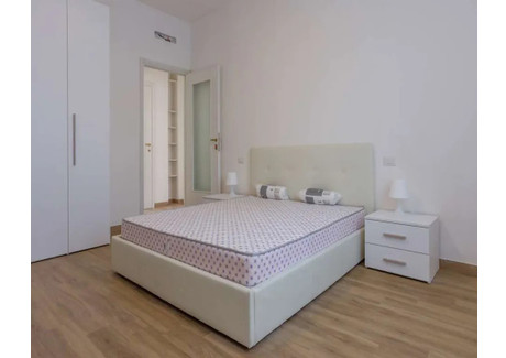 Mieszkanie do wynajęcia - Viale San Gimignano Milan, Włochy, 150 m², 778 USD (3227 PLN), NET-100651548