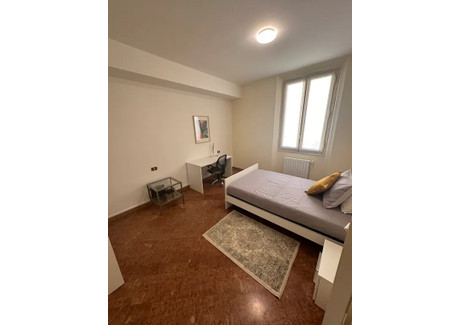 Mieszkanie do wynajęcia - Via de' Carbonesi Bologna, Włochy, 164 m², 933 USD (3585 PLN), NET-100674801