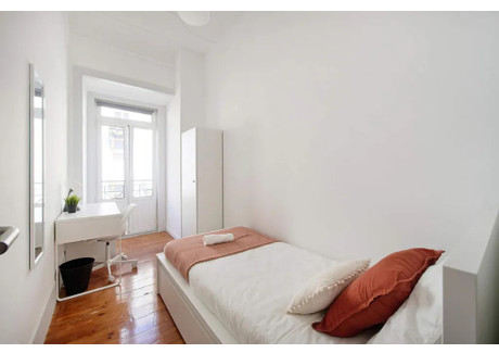 Mieszkanie do wynajęcia - Rua Chaby Pinheiro Lisbon, Portugalia, 200 m², 688 USD (2812 PLN), NET-100630212