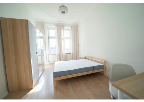 Mieszkanie do wynajęcia - Diedenhofener Straße Berlin, Niemcy, 74 m², 717 USD (2755 PLN), NET-100857144