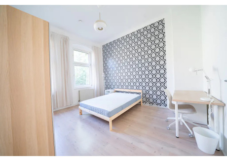 Mieszkanie do wynajęcia - Diedenhofener Straße Berlin, Niemcy, 90 m², 723 USD (2771 PLN), NET-100857160