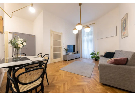 Mieszkanie do wynajęcia - Valentinská Prague, Czechy, 52 m², 2112 USD (8278 PLN), NET-101058205