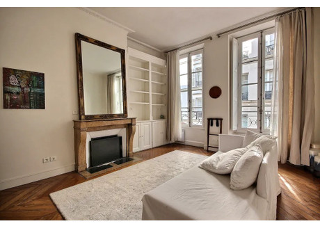 Mieszkanie do wynajęcia - Rue de Beaune Paris, Francja, 55 m², 2832 USD (11 355 PLN), NET-101145856