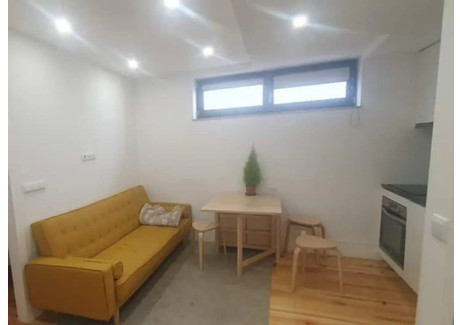 Mieszkanie do wynajęcia - Rua das Flores Porto, Portugalia, 40 m², 1413 USD (5681 PLN), NET-101176407