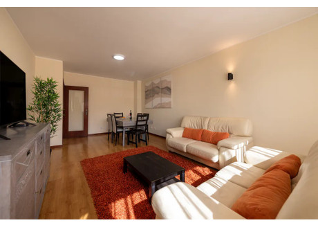 Mieszkanie do wynajęcia - Rua Pedro Homem de Melo Maia, Portugalia, 100 m², 1310 USD (5252 PLN), NET-101238786