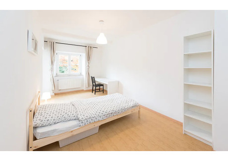 Mieszkanie do wynajęcia - Leopoldstraße Munich, Niemcy, 69 m², 1034 USD (4240 PLN), NET-101381271