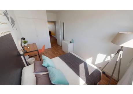 Mieszkanie do wynajęcia - Rue Fernand Pelloutier Clichy, Francja, 94 m², 969 USD (4050 PLN), NET-101300458