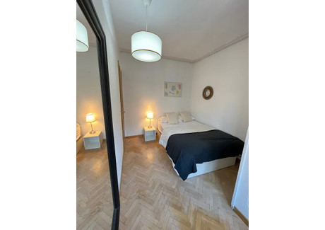 Mieszkanie do wynajęcia - Calle de Fernández de los Ríos Madrid, Hiszpania, 134 m², 1063 USD (4264 PLN), NET-101411840