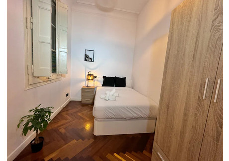 Mieszkanie do wynajęcia - Carrer de Pau Claris Barcelona, Hiszpania, 231 m², 828 USD (3437 PLN), NET-101668206