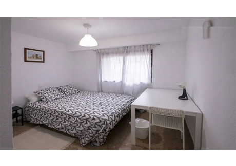 Mieszkanie do wynajęcia - Carrer dels Lleons Valencia, Hiszpania, 120 m², 379 USD (1524 PLN), NET-101847590