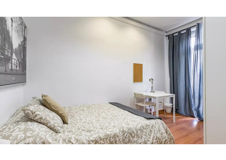 Mieszkanie do wynajęcia - Carrer de la Pau Valencia, Hiszpania, 175 m², 466 USD (1933 PLN), NET-101887990