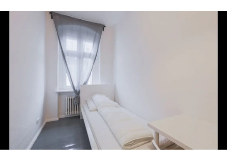 Mieszkanie do wynajęcia - Kottbusser Damm Berlin, Niemcy, 64 m², 728 USD (2921 PLN), NET-101819224