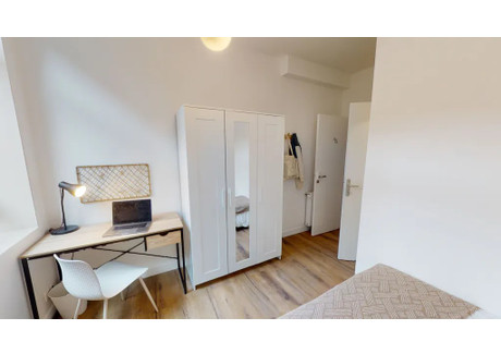 Mieszkanie do wynajęcia - Avenue Sainte-Anne Asnières-Sur-Seine, Francja, 151 m², 1060 USD (4263 PLN), NET-101822334