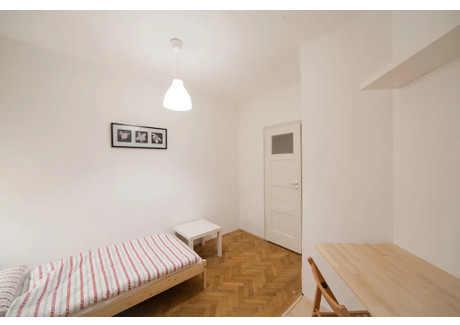 Mieszkanie do wynajęcia - Leopoldstraße Munich, Niemcy, 68 m², 978 USD (4060 PLN), NET-101926118