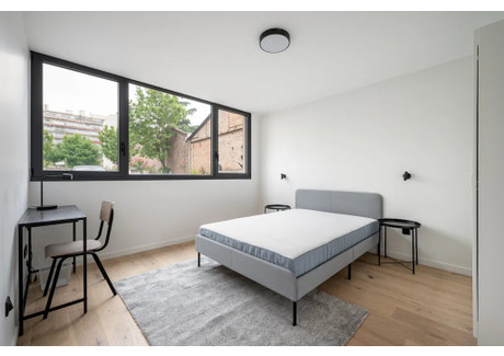 Mieszkanie do wynajęcia - Rue Fernand Pelloutier Boulogne-Billancourt, Francja, 69 m², 938 USD (3919 PLN), NET-102281643