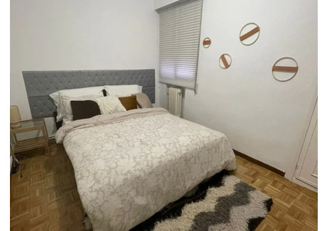 Mieszkanie do wynajęcia - Calle Lanuza Madrid, Hiszpania, 80 m², 825 USD (3383 PLN), NET-102463258