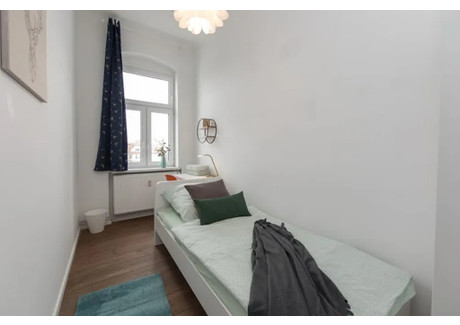 Mieszkanie do wynajęcia - Weimarische Straße Berlin, Niemcy, 165 m², 675 USD (2769 PLN), NET-102489947