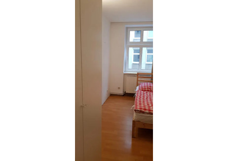 Mieszkanie do wynajęcia - Kurze Straße Berlin, Niemcy, 85 m², 608 USD (2494 PLN), NET-102640734