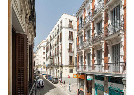 Mieszkanie do wynajęcia - Calle de San Bernardino Madrid, Hiszpania, 180 m², 840 USD (3446 PLN), NET-102671789