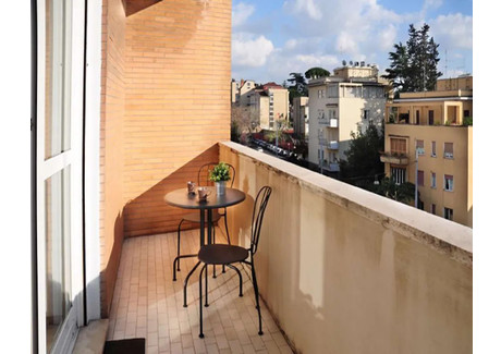 Mieszkanie do wynajęcia - Via di Santa Costanza Rome, Włochy, 190 m², 826 USD (3363 PLN), NET-102672699