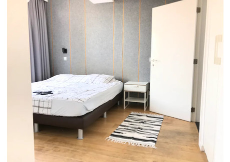 Mieszkanie do wynajęcia - Quai au Foin Brussels, Belgia, 40 m², 831 USD (3383 PLN), NET-102756935