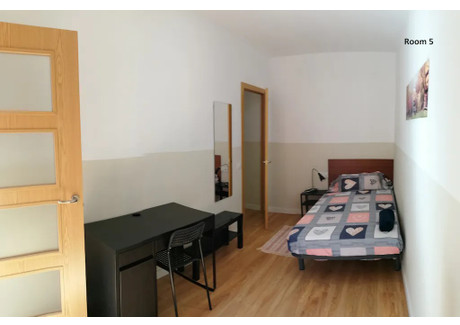 Mieszkanie do wynajęcia - Carrer de la Lluna Barcelona, Hiszpania, 100 m², 402 USD (1667 PLN), NET-102890803