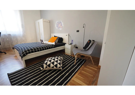 Mieszkanie do wynajęcia - Corso Germano Sommeiller Turin, Włochy, 180 m², 603 USD (2503 PLN), NET-102964373