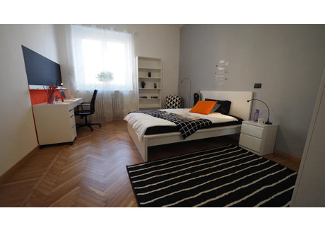 Mieszkanie do wynajęcia - Corso Germano Sommeiller Turin, Włochy, 180 m², 613 USD (2546 PLN), NET-102964437