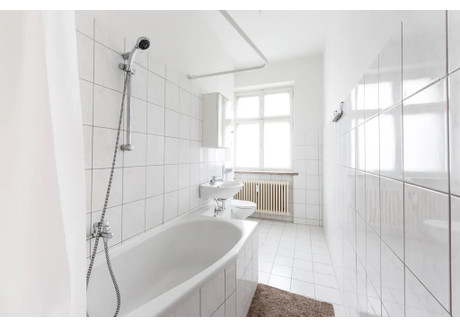 Mieszkanie do wynajęcia - Gubener Straße Berlin, Niemcy, 36 m², 1383 USD (5670 PLN), NET-102985593