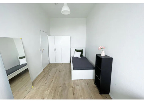 Mieszkanie do wynajęcia - Bismarckstraße Berlin, Niemcy, 46 m², 779 USD (3171 PLN), NET-103045617