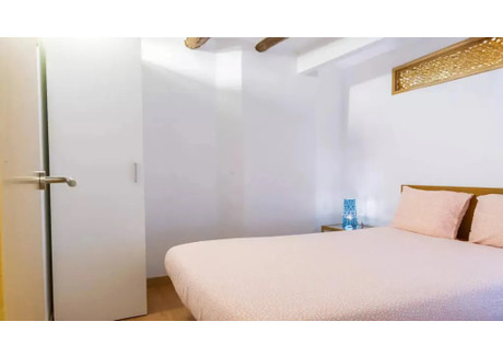 Mieszkanie do wynajęcia - Carrer dels Metges Barcelona, Hiszpania, 40 m², 928 USD (3852 PLN), NET-103194747