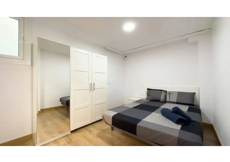 Mieszkanie do wynajęcia - Carrer dels Metges Barcelona, Hiszpania, 60 m², 928 USD (3852 PLN), NET-103194751