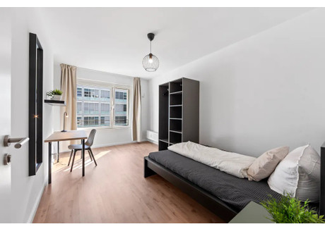 Mieszkanie do wynajęcia - Friedrichstraße Berlin, Niemcy, 91 m², 824 USD (3420 PLN), NET-103134272