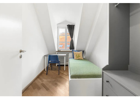 Mieszkanie do wynajęcia - Heerstraße Berlin, Niemcy, 350 m², 728 USD (3021 PLN), NET-103258974