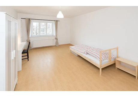 Mieszkanie do wynajęcia - Leopoldstraße Munich, Niemcy, 70 m², 1030 USD (4274 PLN), NET-103259117