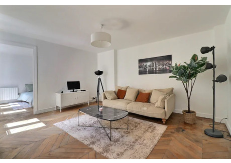 Mieszkanie do wynajęcia - Rue de Marguerite de Rochechouart Paris, Francja, 53 m², 2246 USD (9321 PLN), NET-103238830