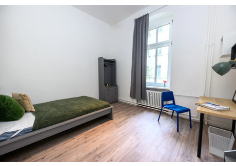 Mieszkanie do wynajęcia - Leibnizstraße Berlin, Niemcy, 80 m², 807 USD (3351 PLN), NET-103326310