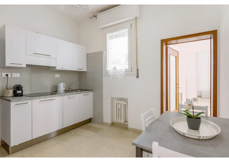 Mieszkanie do wynajęcia - Via Santo Stefano Bologna, Włochy, 70 m², 1929 USD (7871 PLN), NET-94040406