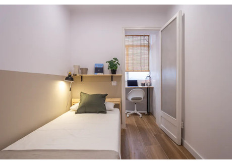 Mieszkanie do wynajęcia - Gran Via de les Corts Catalanes Barcelona, Hiszpania, 146 m², 749 USD (2951 PLN), NET-94239143