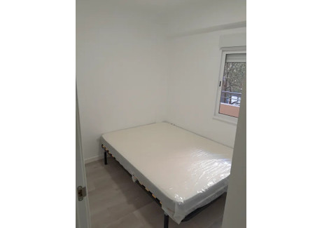 Mieszkanie do wynajęcia - Avenida San José Artesano Valencia, Hiszpania, 67 m², 369 USD (1412 PLN), NET-94261072