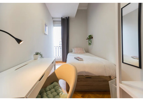 Mieszkanie do wynajęcia - Carrer Comte d'Altea Valencia, Hiszpania, 148 m², 520 USD (2073 PLN), NET-94327229