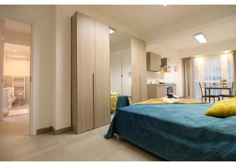 Mieszkanie do wynajęcia - Via Alessandro Menganti Bologna, Włochy, 25 m², 867 USD (3461 PLN), NET-94450123