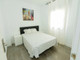 Mieszkanie do wynajęcia - Calle de Eugenio Sellés Madrid, Hiszpania, 60 m², 1634 USD (6437 PLN), NET-94569670
