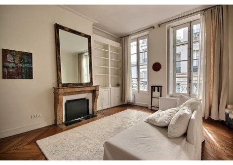 Mieszkanie do wynajęcia - Rue de Beaune Paris, Francja, 55 m², 2821 USD (11 114 PLN), NET-94628808