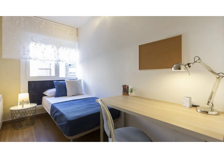 Mieszkanie do wynajęcia - Calle de Turaco Madrid, Hiszpania, 80 m², 413 USD (1626 PLN), NET-94629336