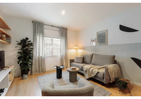Mieszkanie do wynajęcia - Carrer de Manuel de Falla Barcelona, Hiszpania, 69 m², 2612 USD (10 291 PLN), NET-94629456