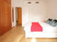 Mieszkanie do wynajęcia - Carrer de González Tablas Barcelona, Hiszpania, 109 m², 827 USD (3257 PLN), NET-94789113